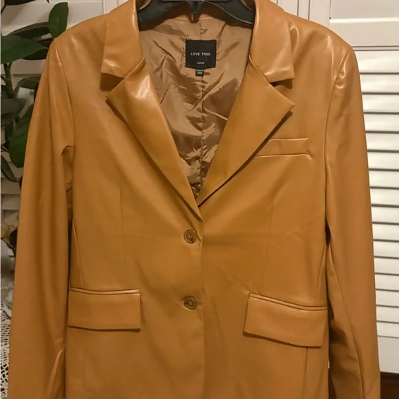 Love Tree cognac vegan leather blazer- Size L cozy Fall look
❤️offers - Picture 7 of 8